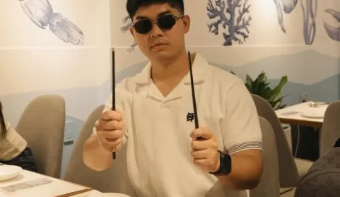 Khách Hàng